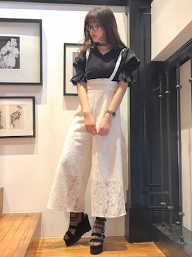 「アイテム（チョーカー）」を使った、eatme-staffさん（レディース・162cm）の春コーディネート