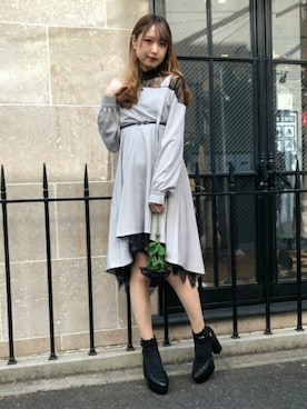 「ワンショルダー」｜「アイテム（アクセサリー）」を使った、eatme-staffさん（レディース・164cm）の春コーディネート