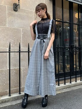 「EATME（イートミー）のアイテム（オールインワン・サロペット）」を使った、eatme-staffさん（レディース・164cm）の春コーディネート