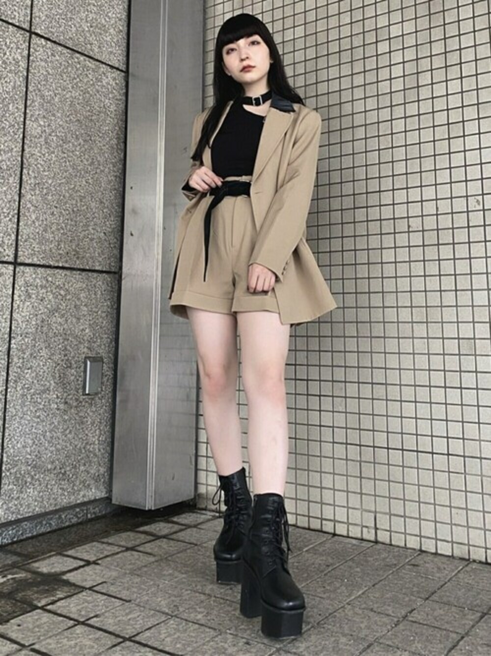 ベルト付きショートパンツ（セットアップ可能）を使ったショップ