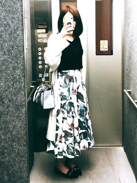ロングカーディガン 白」の人気ファッションコーディネート - WEAR