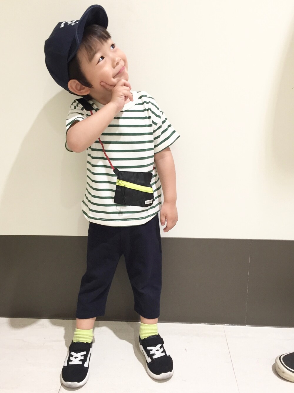 「赤ちゃん本舗のアイテム（Tシャツ/カットソー、その他）」を使った、Shuta.さん（キッズ・90cm）の秋コーディネートの1枚目の写真