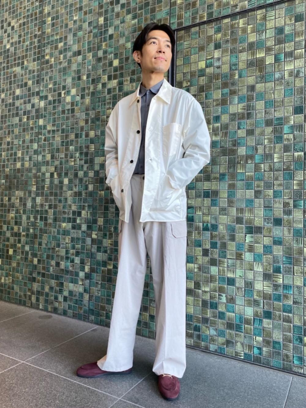 「FERRANTEの＜FERRANTE (フェランテ) ＞ N/VIENA BIT（スリッポン、レッド系）」を使った、IMさん（メンズ・174cm）の春コーディネートの1枚目の写真