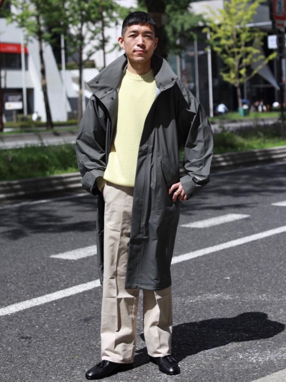 「SLOANEの＜SLOANE（スローン）＞ 3G/5G クネックニット†（ニット/セーター、イエロー系）」を使った、IMさん（メンズ・174cm）の秋コーディネートの1枚目の写真