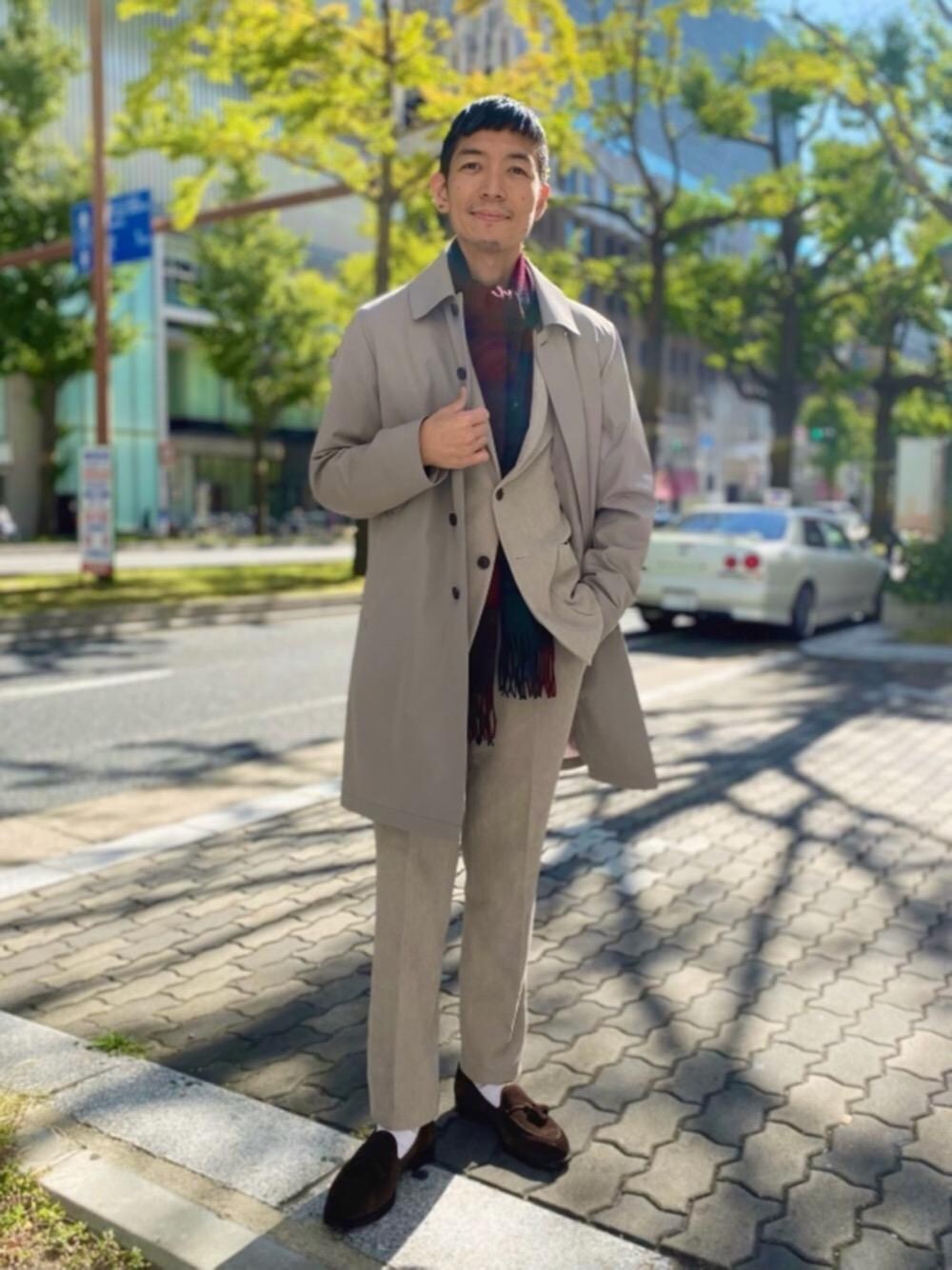 「CROCKETT&JONESの＜CROCKETT&JONES(クロケット&ジョーンズ)＞ SUEDE CAVENDISH 3（ローファー、ブラウン系）」を使った、IMさん（メンズ・174cm）の秋コーディネートの1枚目の写真
