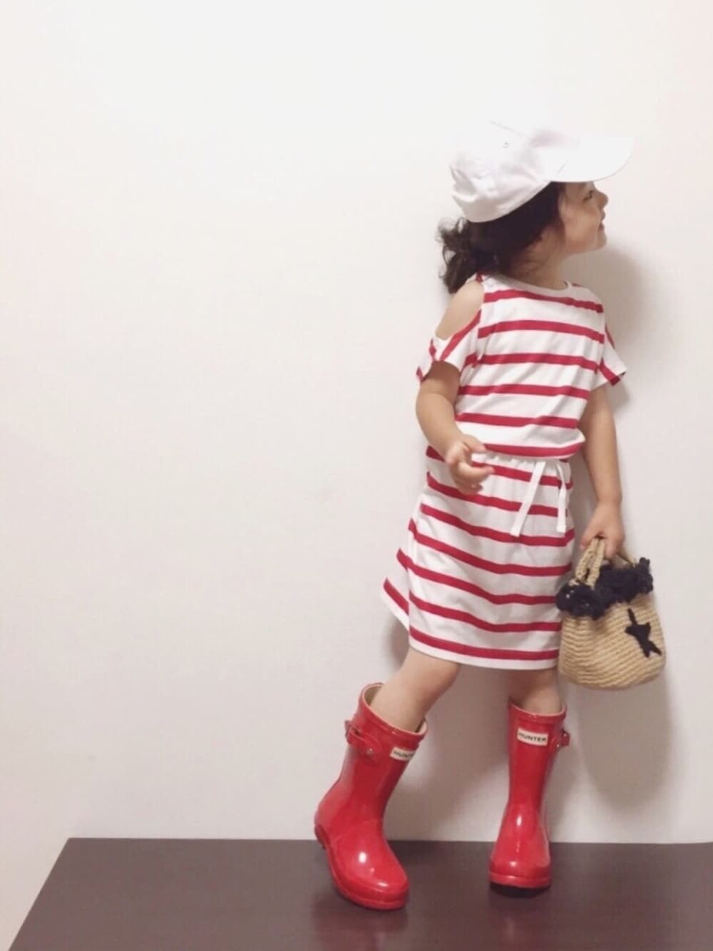 「ボーダー、赤ボーダー、レインブーツ、ハンター、キャップ、ootd、gaplove」｜「Handmadeのアイテム（トートバッグ、その他）」を使った、RIOさん（キッズ・90cm）の夏コーディネートの1枚目の写真