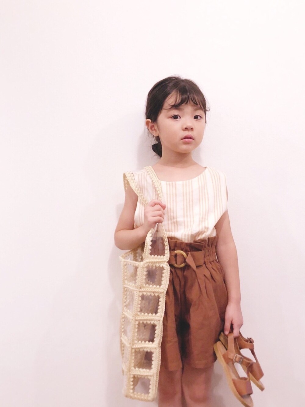「シンプル、夏コーデ、ゆるコーデ、kidsfashion、ハーフパンツ、休日スタイル」｜「ZARAのアイテム（トップス、その他）」を使った、RIOさん（キッズ・110cm）の夏コーディネートの1枚目の写真