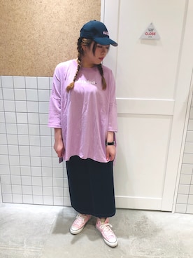 「コンバースハイカット」｜「アイテム（帽子）」を使った、三浦　静香さん（レディース・158cm）の夏コーディネート