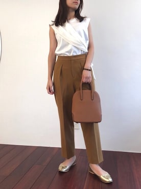 「お仕事スタイル」｜「アイテム（スラックス）」を使った、matsumotoさん（レディース・158cm）の秋コーディネート
