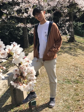 「TETE HOMME（テットオム）のアイテム（ジャケット/アウター）」を使った、Agpra Gunawanさん（メンズ・175cm）の春コーディネート