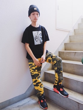 「アイテム（カーゴパンツ、イエロー系）」を使った、まみこ部さん（メンズ・173cm）の秋コーディネート