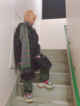 「CASPER JOHN AIVER（キャスパージョンアイバー）のアイテム（チェスターコート）」を使った、まみこ部さん（メンズ・173cm）の冬コーディネート