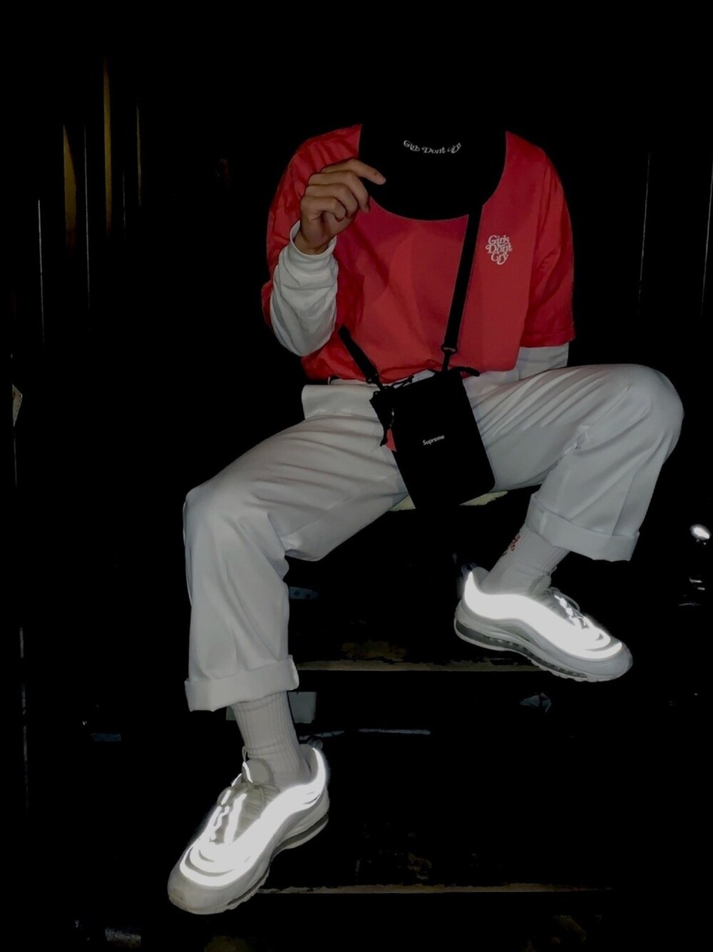 「秋コーデ、秋冬コーデ、キレイめ、Girls don't cry、wastedyouth」｜「NIKEのナイキ エア マックス 97 メンズシューズ / Nike Air Max 97 Men's Shoes 921826-101 White（スニーカー、ホワイト系）」を使った、かえるさん（メンズ・167cm）の秋コーディネートの1枚目の写真