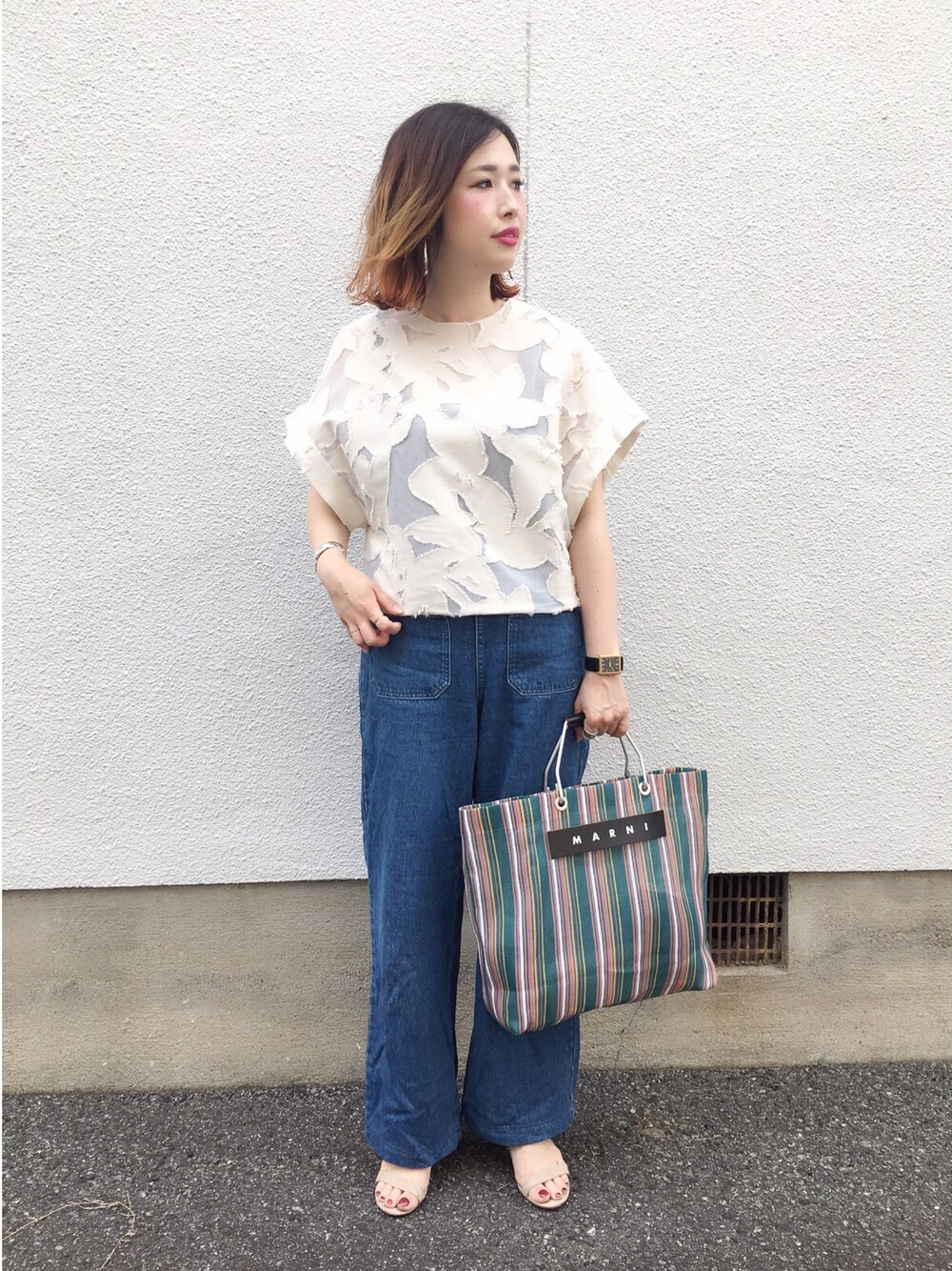 「TOMORROWLAND のアイテム（デニムパンツ、ブルー系）」を使った、mizuhoさん（レディース・156cm）の夏コーディネートの1枚目の写真