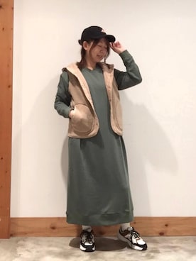 「KELTY（ケルティ）のアイテム（帽子）」を使った、coenさん（レディース・157cm）の秋コーディネート