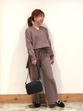 「ALBEROLA（アルベローラ）のアイテム」を使った、coenさん（レディース・157cm）の秋コーディネート