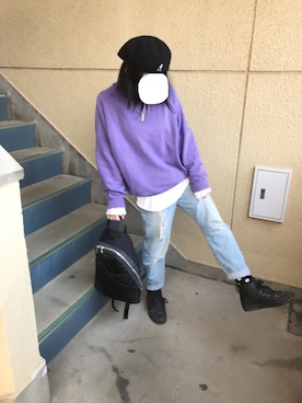 「パープル×黒」｜「アイテム（デニムパンツ）」を使った、うずら。さん（レディース・155cm）の春コーディネート