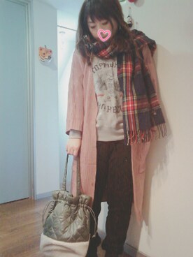 「DHOLIC（ディーホリック）のアイテム（ストール/ショール）」を使った、maimaiko☺さん（レディース・163cm）の冬コーディネート