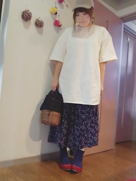 「花柄パンツ」｜「アイテム（キャップ）」を使った、maimaiko☺さん（レディース・163cm）の春コーディネート