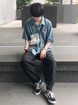 「アイテム（バングル/リストバンド）」を使った、がーさん（メンズ・176cm・20代）の秋コーディネート