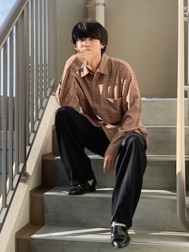 「アイテム（スリッポン）」を使った、がーさん（メンズ・177cm・20代）の秋コーディネート