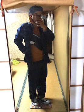 「アイテム（スウェット、ゴールド系）」を使った、ofuhanaさん（メンズ・172cm）の春コーディネート