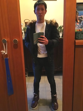 「DIESEL（ディーゼル）のアイテム（ミリタリージャケット）」を使った、旬なたかのさん（メンズ・173cm）の冬コーディネート