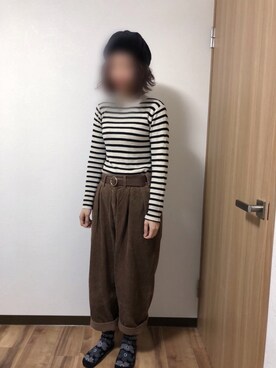 「Crisp（クリスプ）の丸バックルレザーベルト（ベルト）」を使った、あめんぼさん（レディース・159cm）の冬コーディネート