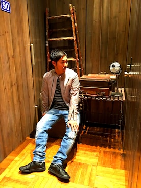 「DIESEL（ディーゼル）のアイテム（ライダースジャケット、グレー系）」を使った、UENTSUさん（メンズ・170cm）の春コーディネート