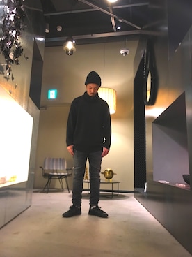 「DIESEL BLACK GOLD（ディーゼル ブラック ゴールド）のアイテム（ニット/セーター、ブラック系）」を使った、UENTSUさん（メンズ・170cm）の秋コーディネート