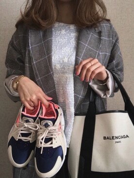 「AIR MAX」｜「アイテム（その他アウター）」を使った、ayakaさん（レディース・166cm）の春コーディネート