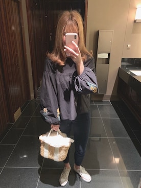 「BEAMS（ビームス）のアイテム（かごバッグ）」を使った、ayakaさん（レディース・166cm）の春コーディネート