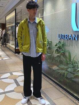 「URBAN RESEARCH（アーバンリサーチ）のアイテム（スニーカー）」を使った、daikiさん（メンズ・181cm）の春コーディネート