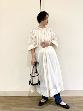 「URBAN RESEARCH DOORS（アーバンリサーチドアーズ）のハイライズデニムパンツ（デニムパンツ）」を使った、クボさん（レディース・160cm）の春コーディネート