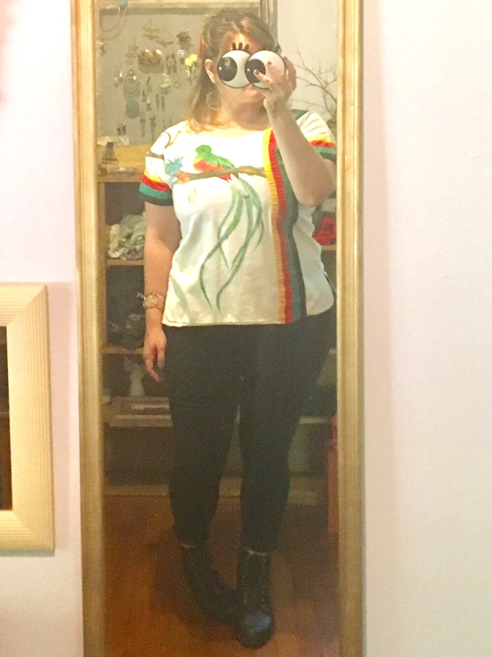 「plussize、Tropical 、bird、combat boots、summer、ootd、curvy、working style」｜「VINTAGEのアイテム（トップス、その他）」を使った、sugarbonezさん（レディース・168cm）の春コーディネートの1枚目の写真