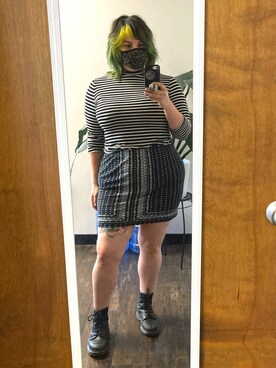 「stripes」｜「アイテム（ブーツ）」を使った、sugarbonezさん（レディース・168cm）の秋コーディネート