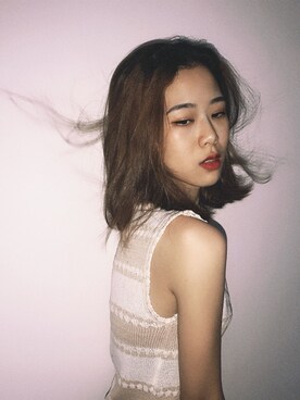 「ZARA（ザラ）のアイテム（ニット/セーター、ベージュ系）」を使った、Maggieさん（レディース）の夏コーディネート