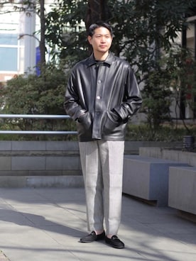 「FERRANTE（フェランテ）のアイテム（スリッポン）」を使った、木原 大輔さん（メンズ・178cm）の冬コーディネート