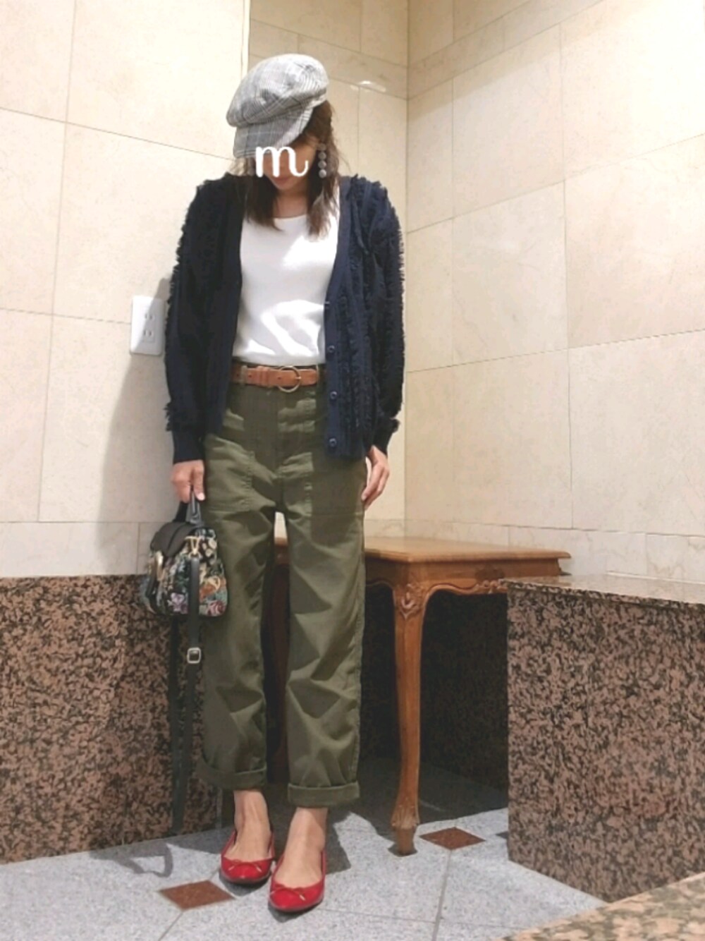 「秋のコーデ、オトナカジュアル、プチプラコーデ、おしゃれさんと繋がりたい、GU、フリンジカーディガン、UNIQLO、グレンチェック、ベイカーパンツ、カーディガン」｜「UNIQLOのリブバレエネックT（半袖）（Tシャツ/カットソー、ホワイト系）」を使った、may_shionさん（レディース・155cm）の秋コーディネートの1枚目の写真
