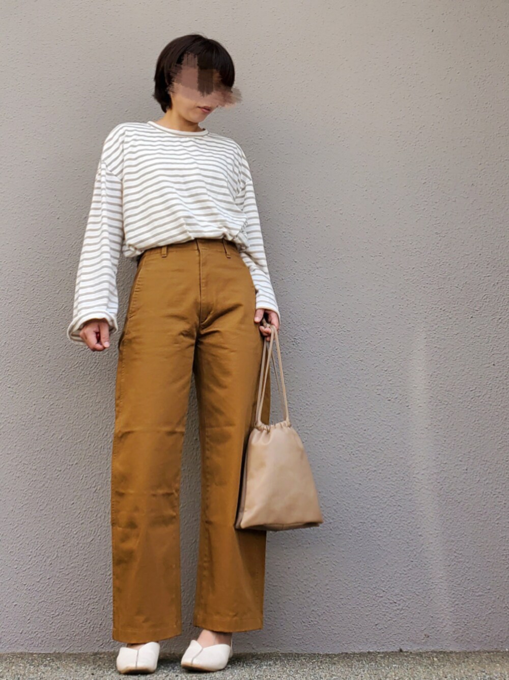 「大人カジュアル、低身長、カジュアルコーデ、プチプラ、ボーダー、UNIQLO、シンプル、ママコーデ、ベージュ、フラットシューズ」｜「recaのゆったりシルエット◆ボリューム袖ボーダーカットソー（Tシャツ/カットソー、ブラウン系）」を使った、may_shionさん（レディース・155cm）の春コーディネートの1枚目の写真