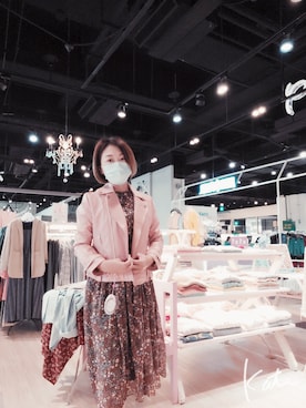 「Pink（ピンク）のアイテム」を使った、川柳さん（レディース・162cm）の秋コーディネート