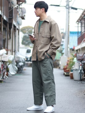 ワイドストレートベイカーパンツを使ったメンズ人気ファッションコーディネート Wear