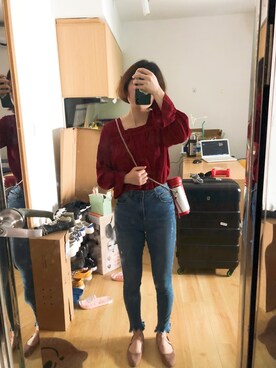 「1のアイテム（デニムパンツ、ブルー系）」を使った、micooさん（レディース・161cm）の春コーディネート