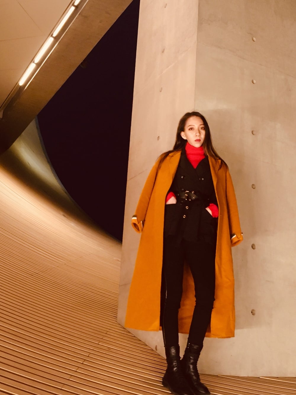 MAXMARA WEEKEND LINEのダッフルコートを使った人気ファッション 