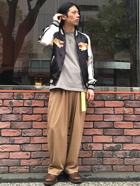 「ベルイエロー」｜「アイテム（ブルゾン）」を使った、クマガイさん（メンズ・172cm）の春コーディネート