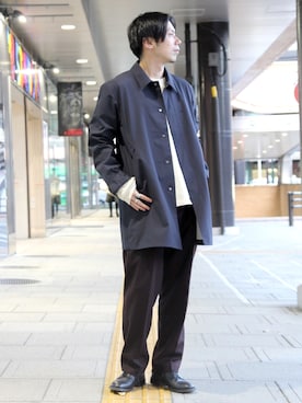 「AVIREX（アヴィレックス）のアイテム（ステンカラーコート）」を使った、クマガイさん（メンズ・172cm）の冬コーディネート