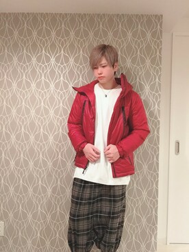 「アイテム（ダウンジャケット/コート、レッド系）」を使った、yukkunwearさん（メンズ・175cm）の冬コーディネート