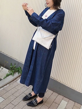 「アイテム（ボディバッグ/ウエストポーチ、シルバー系）」を使った、nさん（レディース・160cm）の春コーディネート