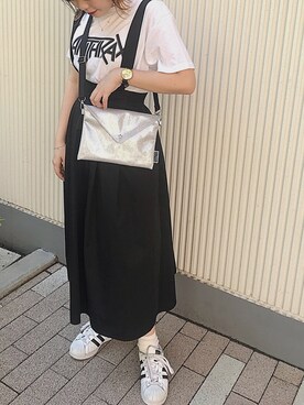 「アイテム（ボディバッグ/ウエストポーチ、シルバー系）」を使った、nさん（レディース・160cm）の春コーディネート