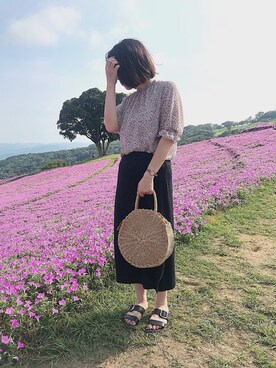 「E hyphen world gallery（イーハイフンワールドギャラリー）の・花柄5Sハイネックブラウス●★（シャツ/ブラウス）」を使った、nさん（レディース・160cm）の夏コーディネート
